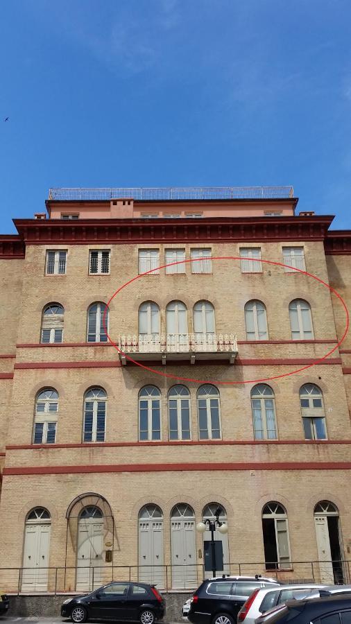 Rosso Di Sera Castelfidardo Bagian luar foto